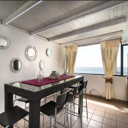 Apartment A Un Paso Del Mar *